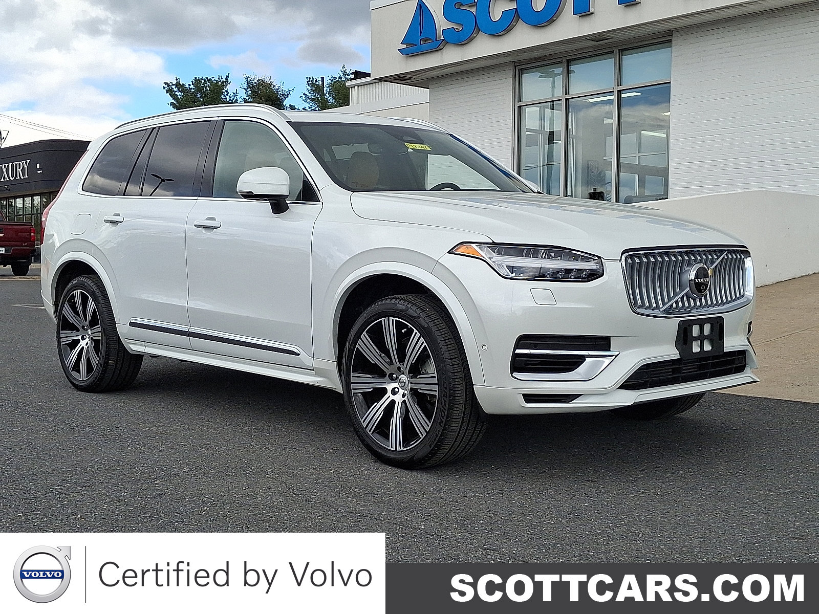 2025 Volvo XC90 T8 Recharge Ultra Bright 4WD's photo
