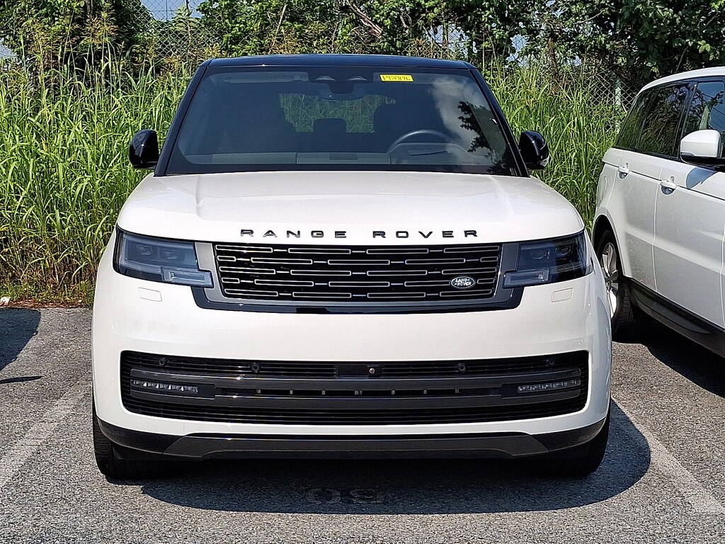 Used 2024 Land Rover Range Rover P400 SE SUV