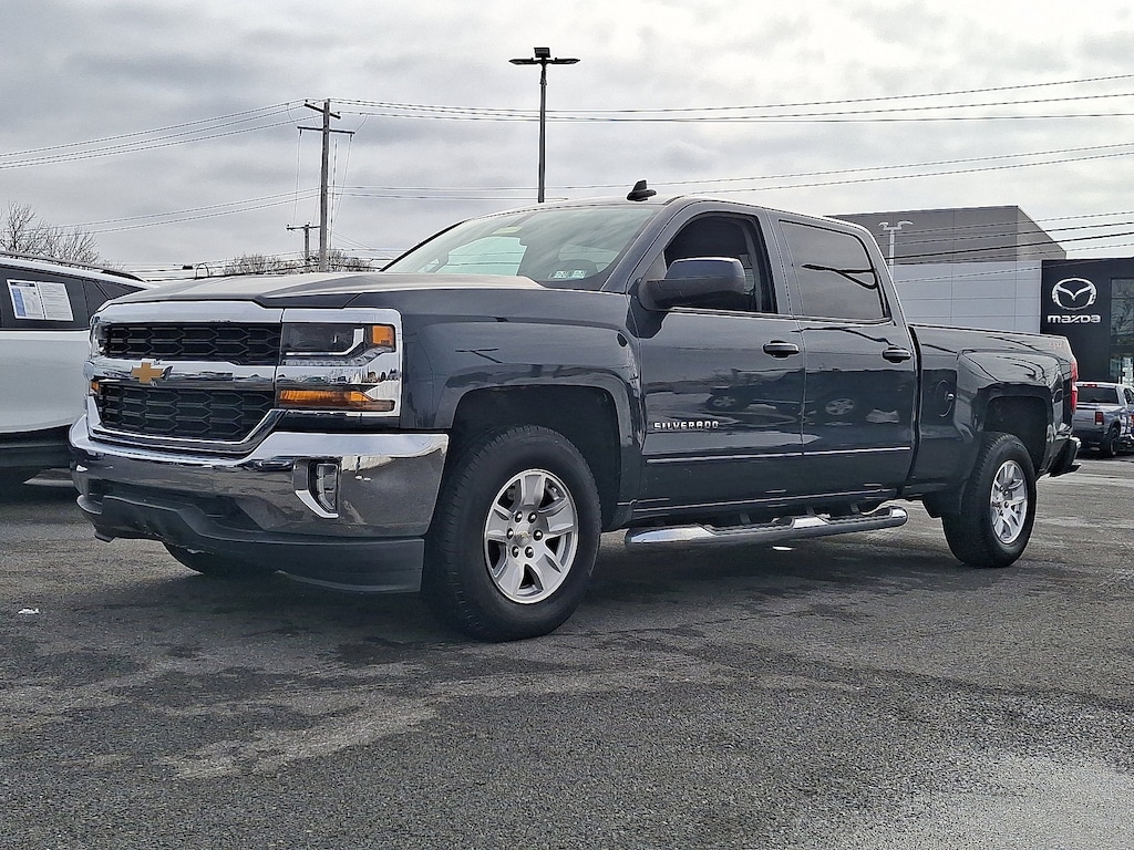 Used 2018 Chevrolet Silverado 1500 LT w/1LT Truck Crew Cab