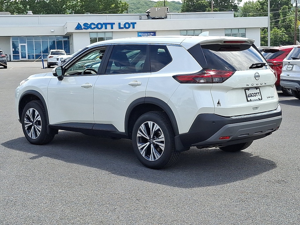 Used 2023 Nissan Rogue SV SUV