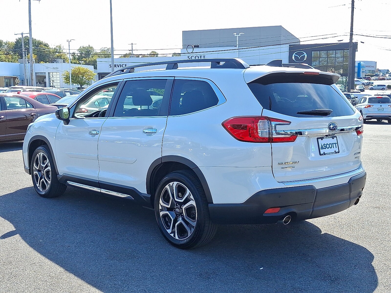 2024 Subaru Ascent Touring photo 4