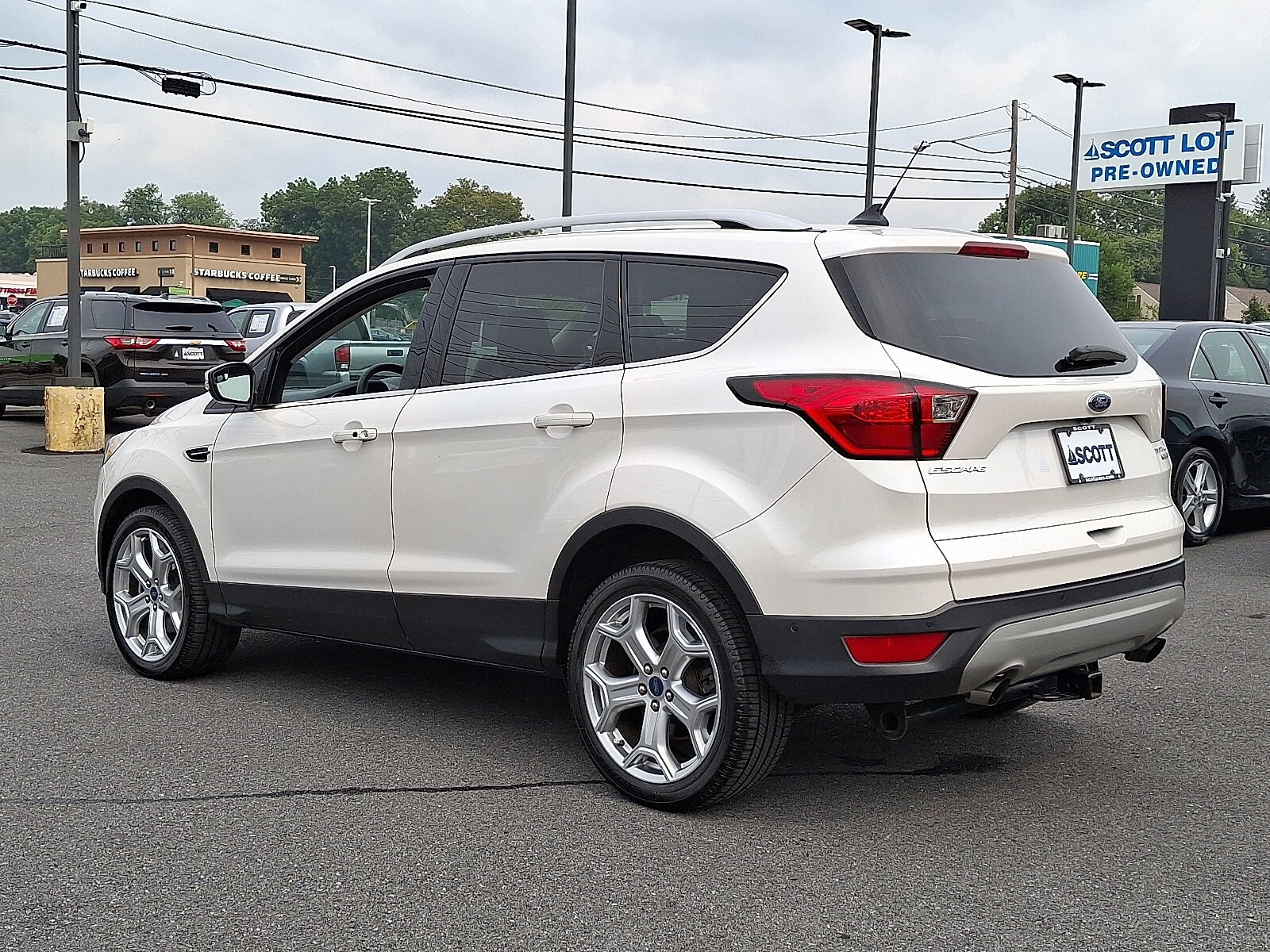 2019 Ford Escape Titanium photo 4