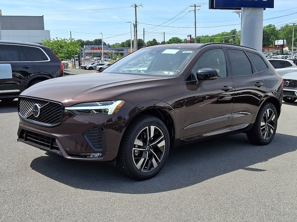New 2026 Volvo XC60 B5 Plus SUV