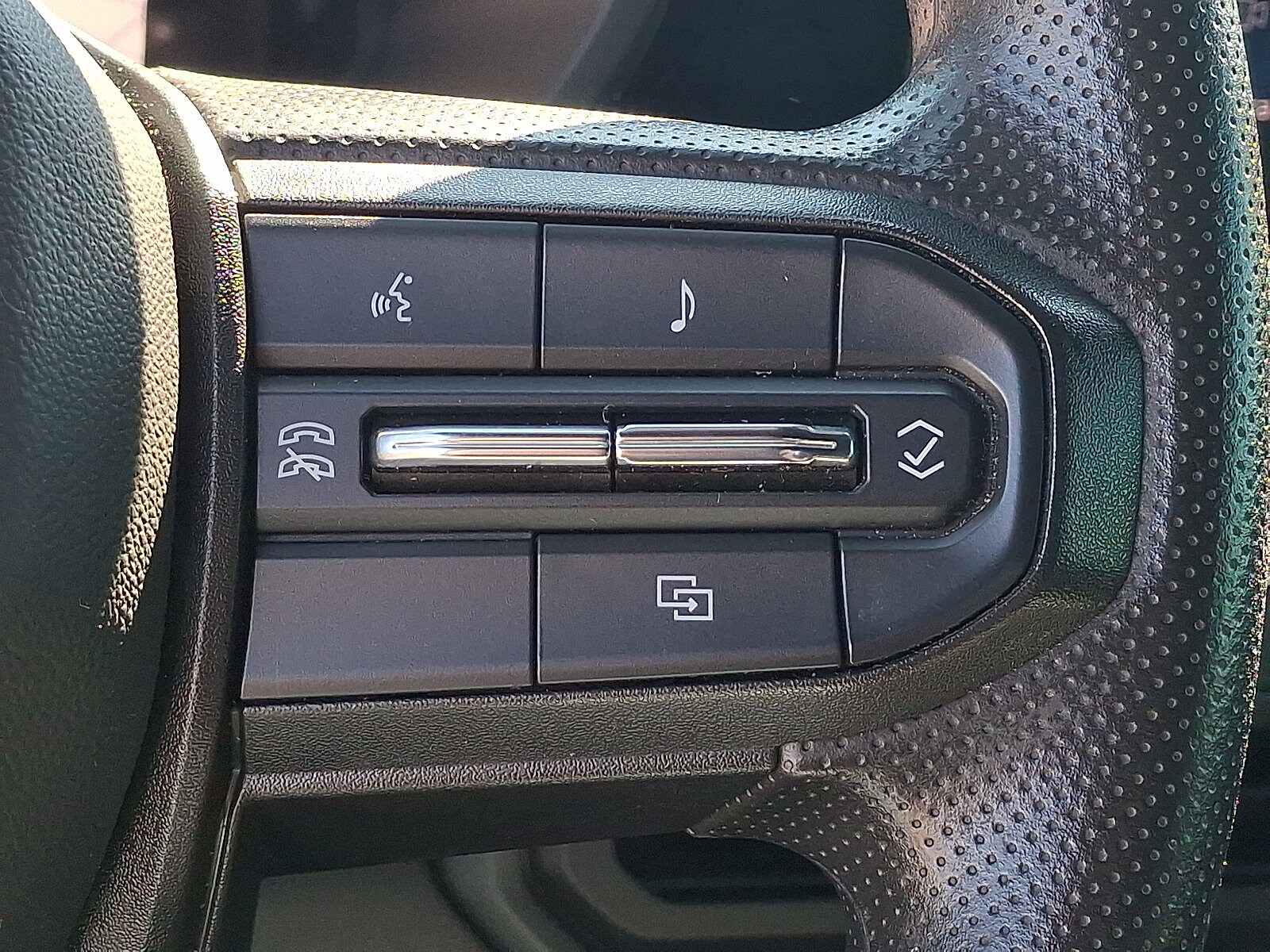 2024 Chevrolet Colorado Trail Boss - Photo 16