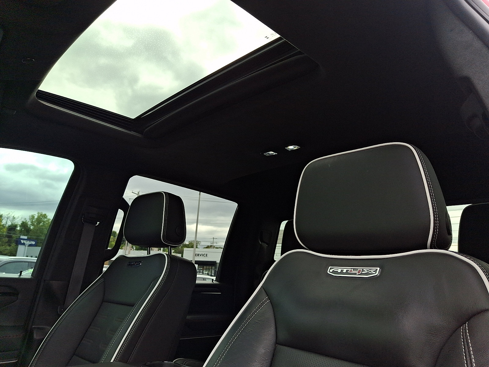 2025 GMC Sierra 2500HD AT4X - Photo 14