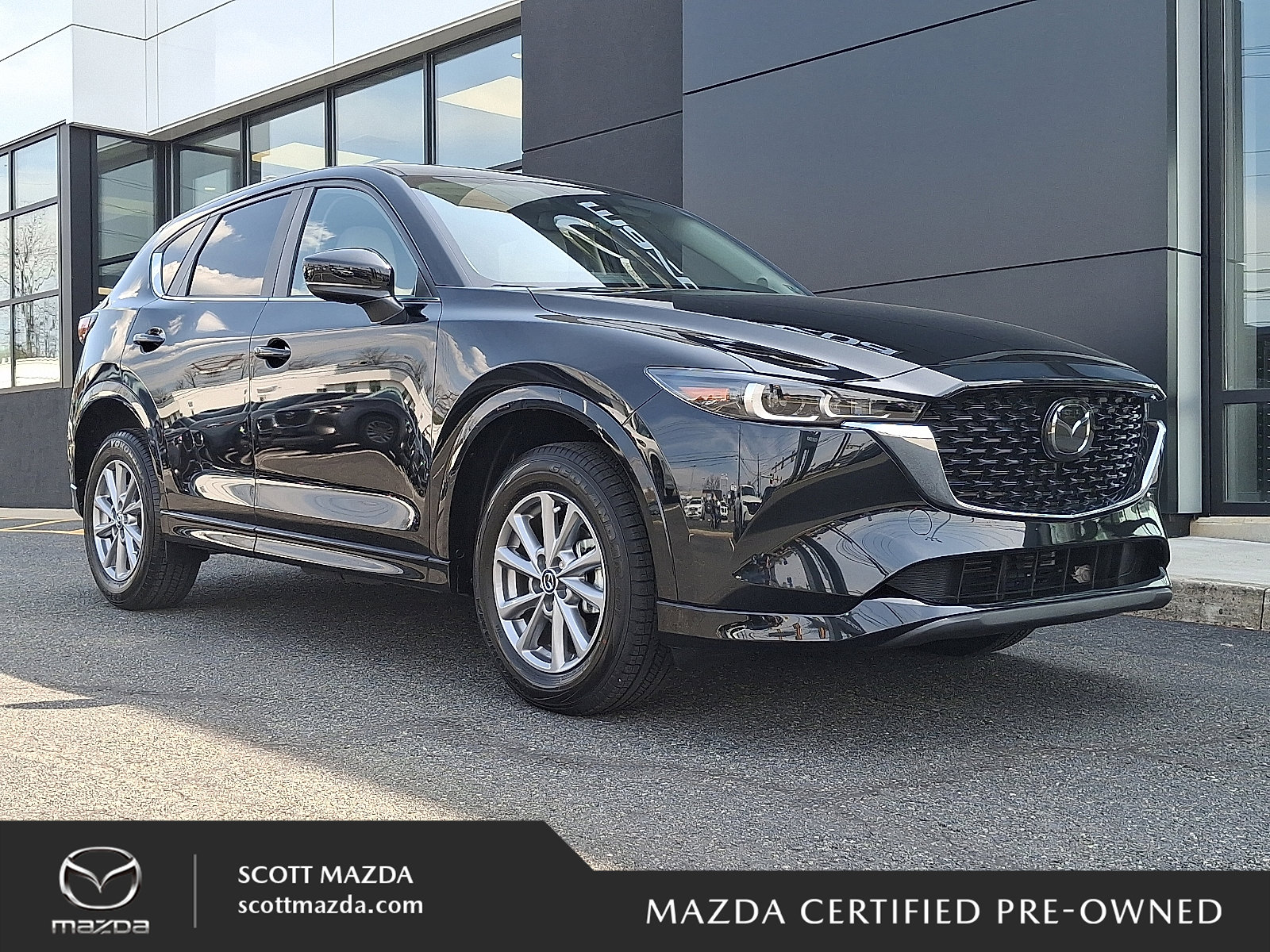 2025 Mazda CX-5 S Preferred package Auto AWD's photo