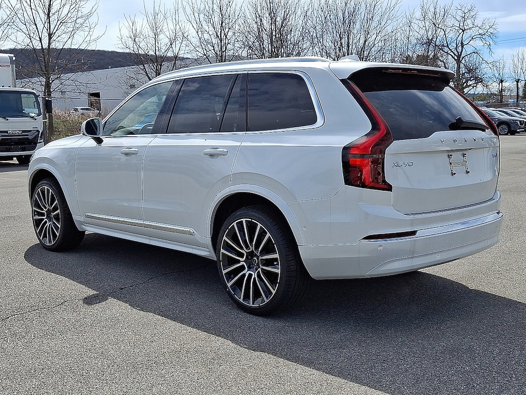 New 2026 Volvo XC90 B6 Plus 7-Seater SUV