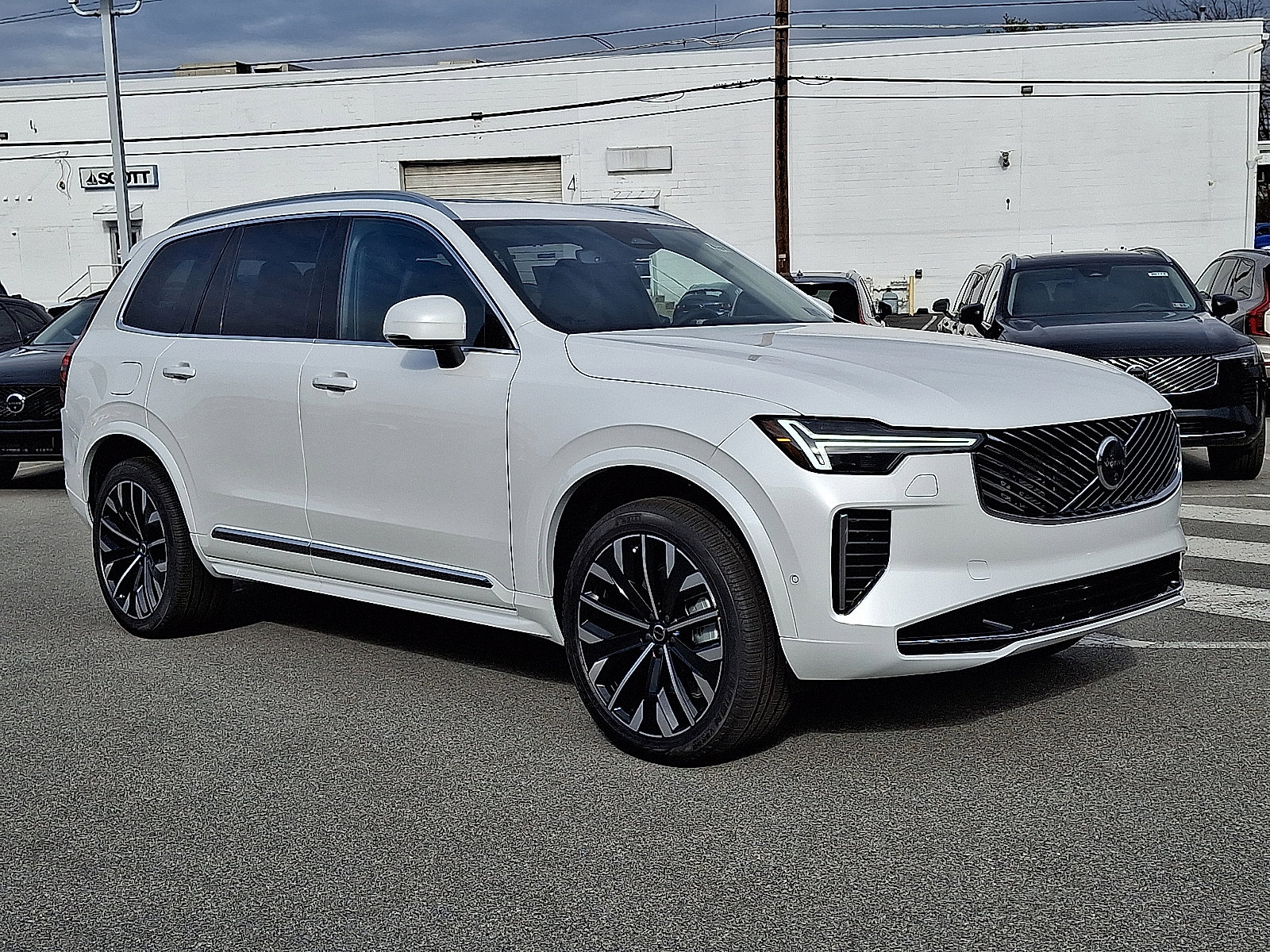 2026 Volvo XC90 B6 Ultra Bright 7-Seater 4WD's photo