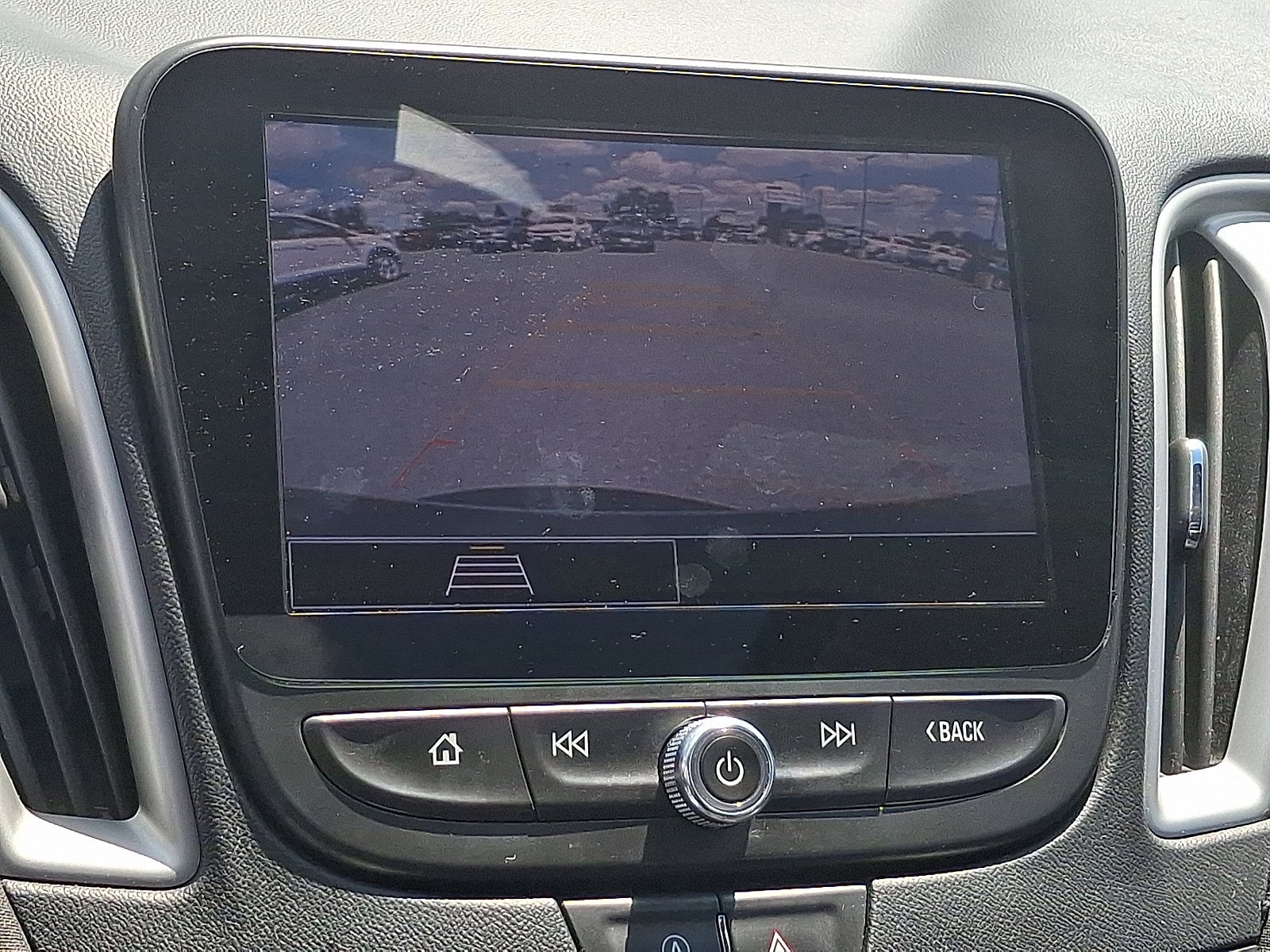 2022 Chevrolet Malibu 1LT - Photo 24