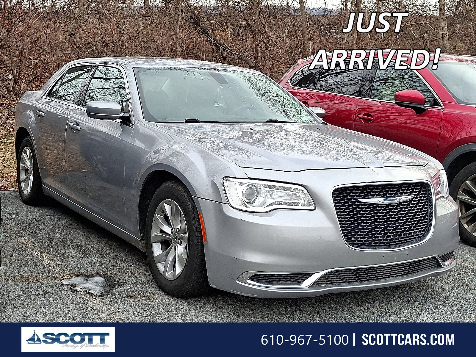 2015 Chrysler 300 Limited's photo