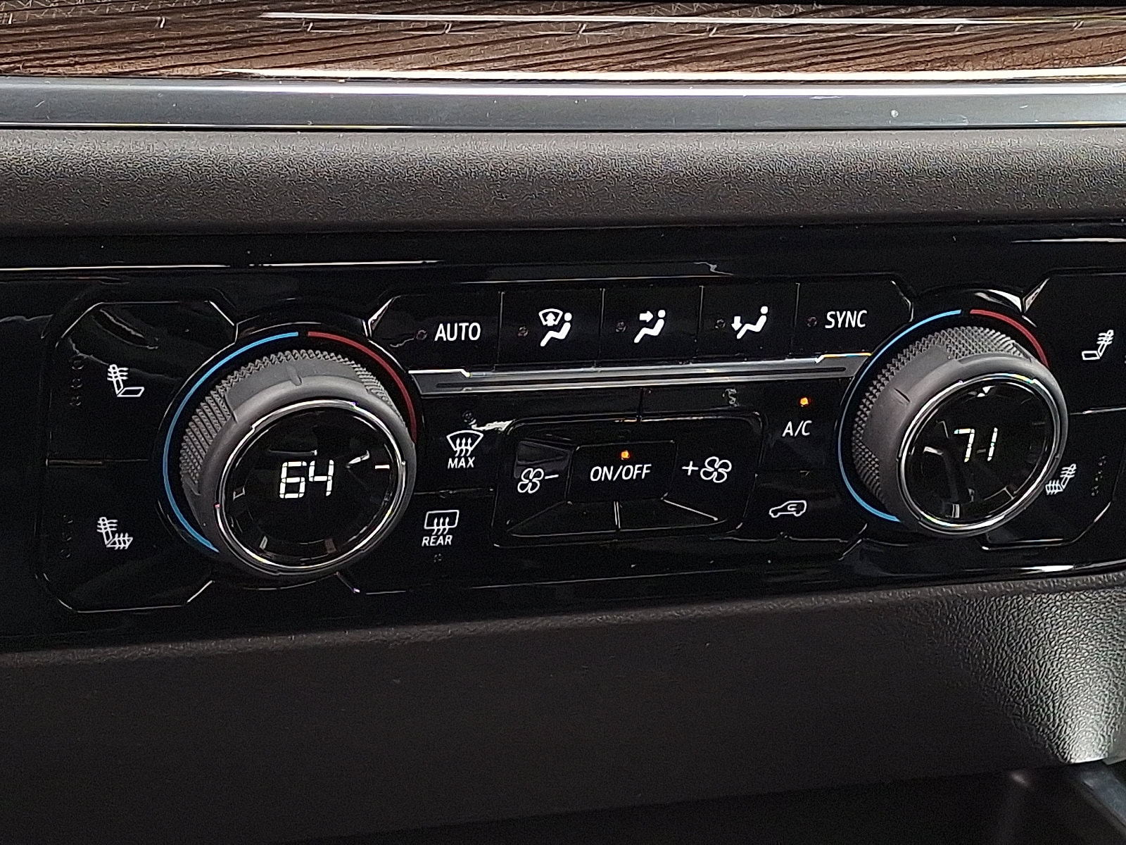 2024 Chevrolet Silverado 1500 LT Trail Boss - Photo 20