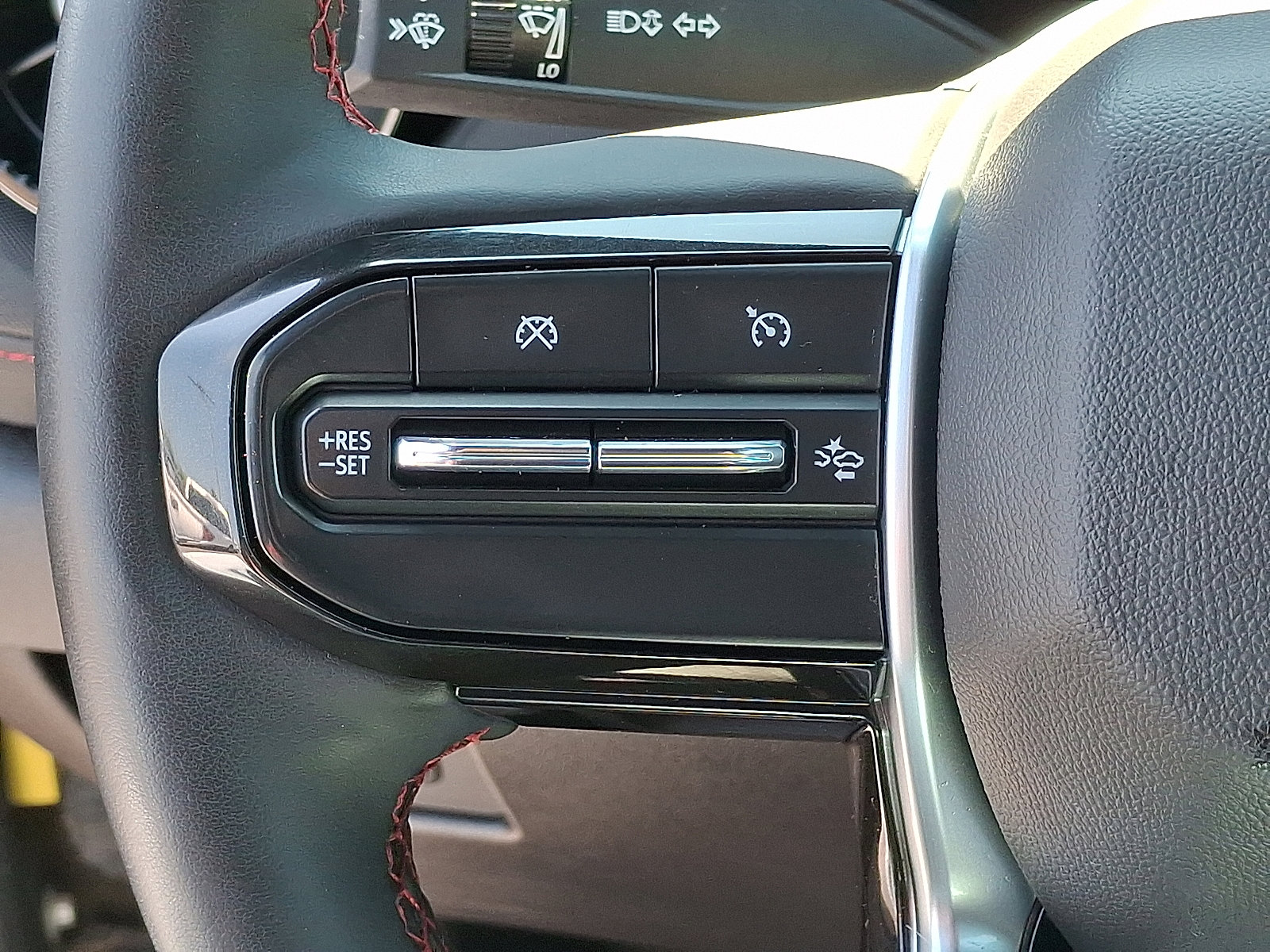 2023 Chevrolet Colorado Z71 - Photo 17