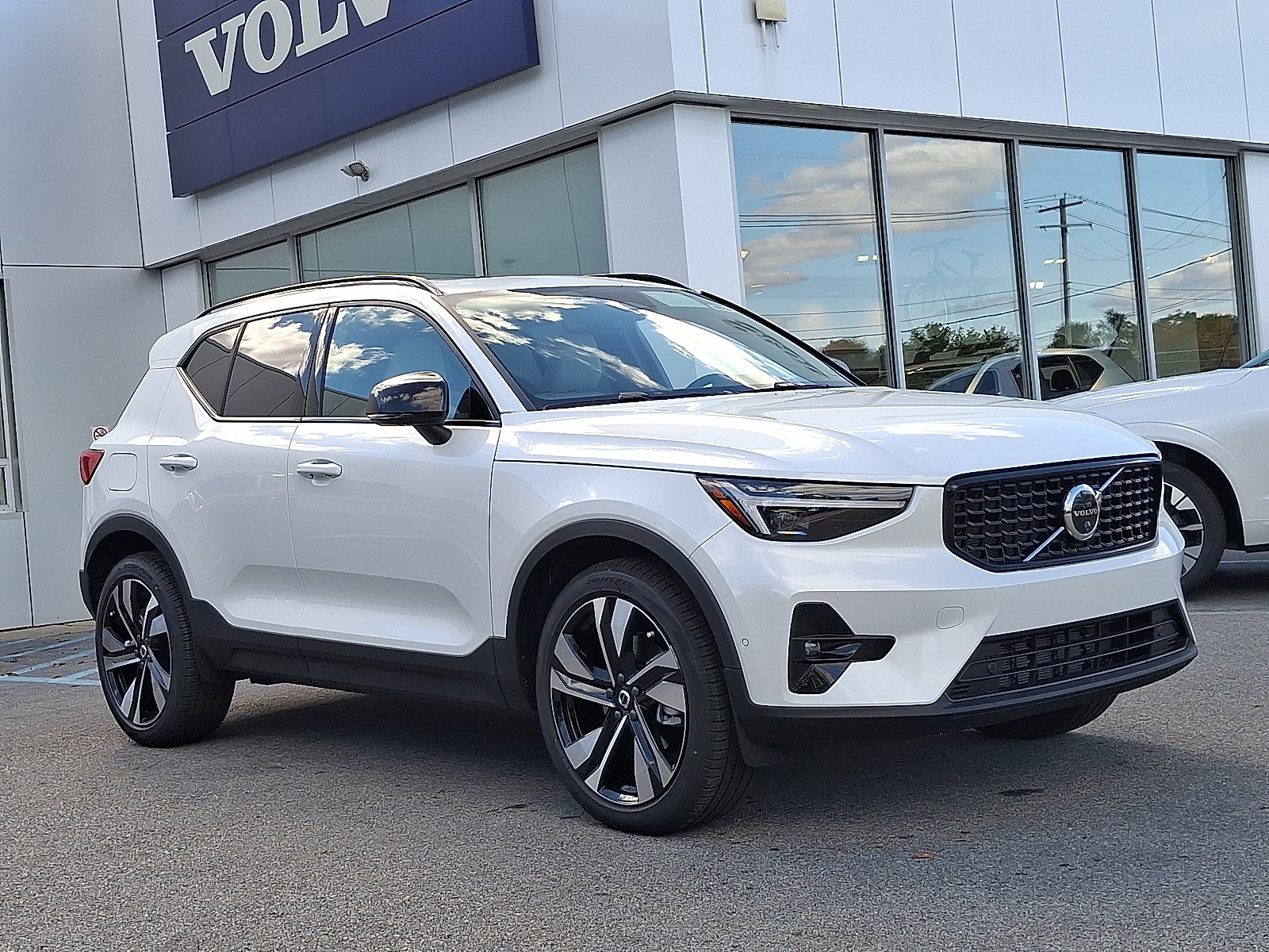 2026 Volvo XC40 Ultra's photo