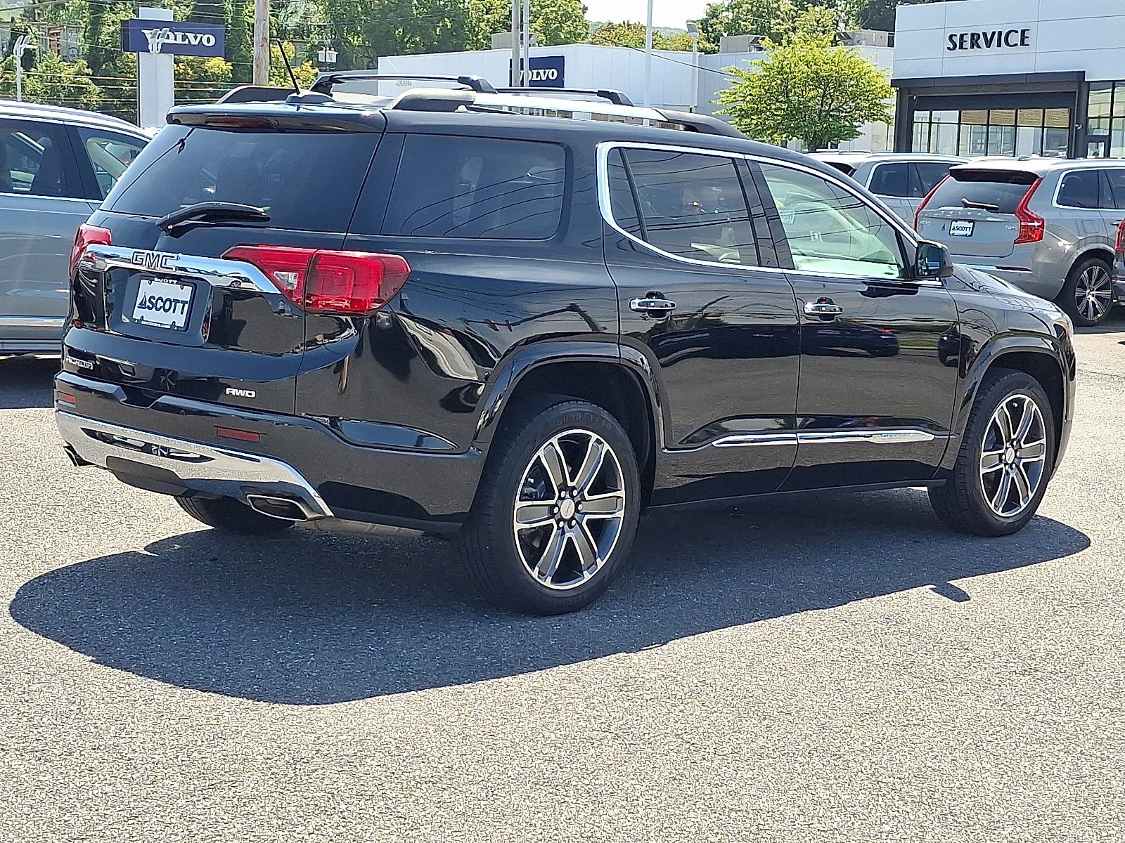 2018 GMC Acadia Denali - Photo 6
