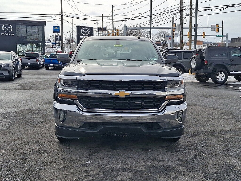 Used 2018 Chevrolet Silverado 1500 LT w/1LT Truck Crew Cab