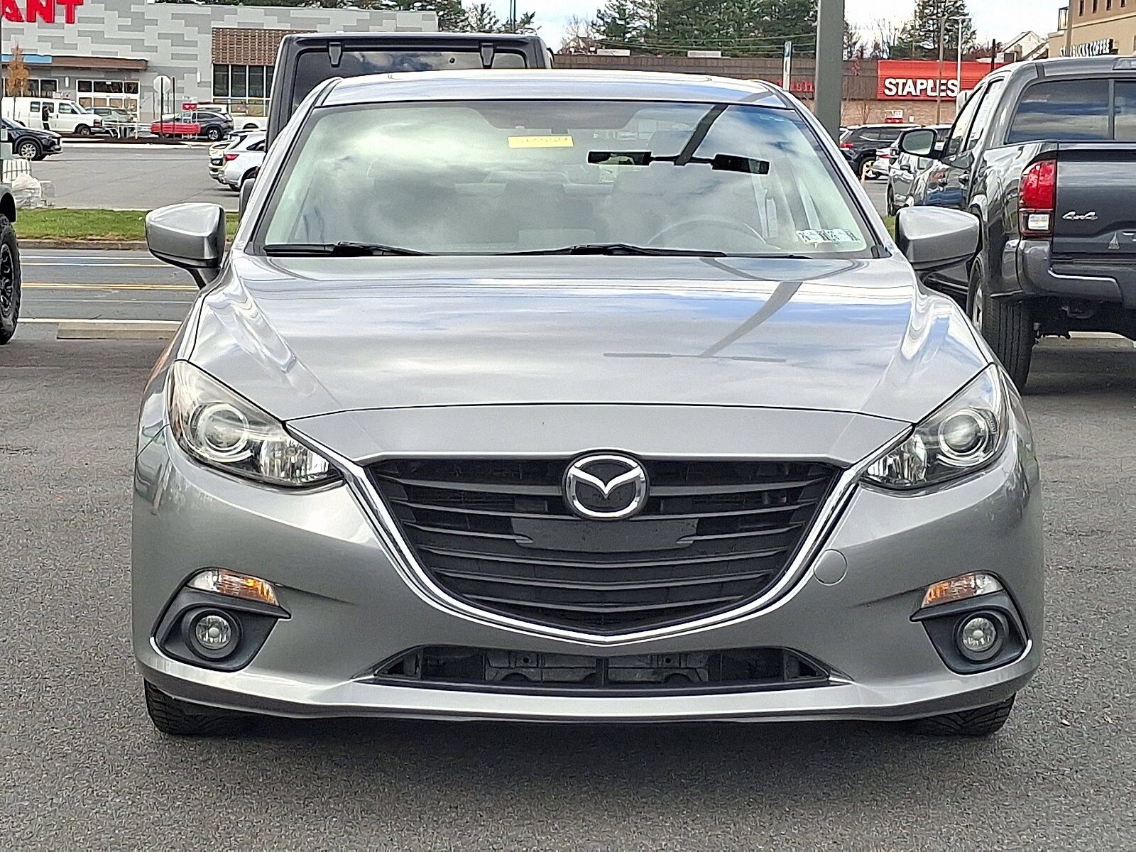 2016 Mazda Mazda3 Touring photo 2
