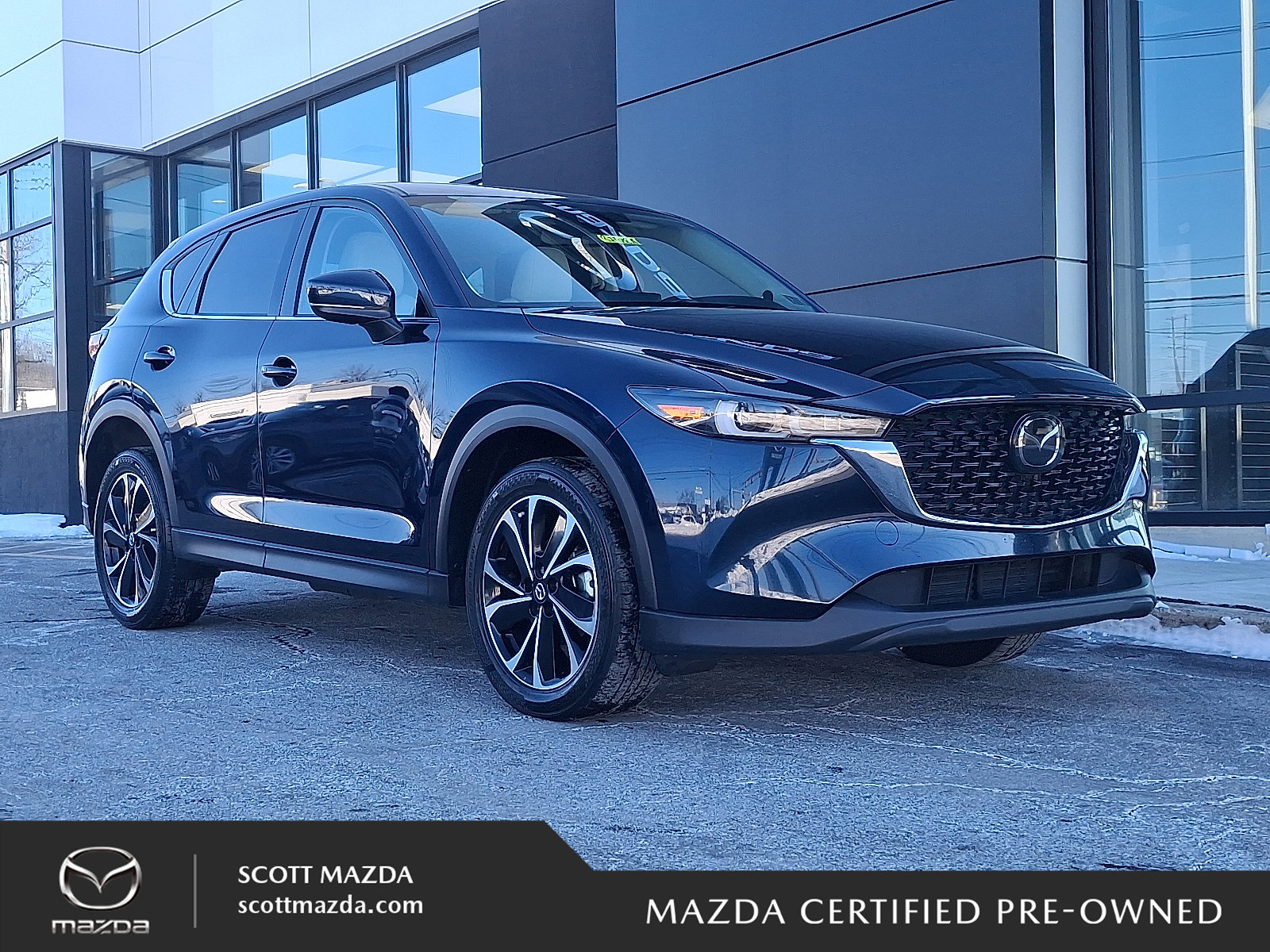 2022 Mazda CX-5 S Premium package