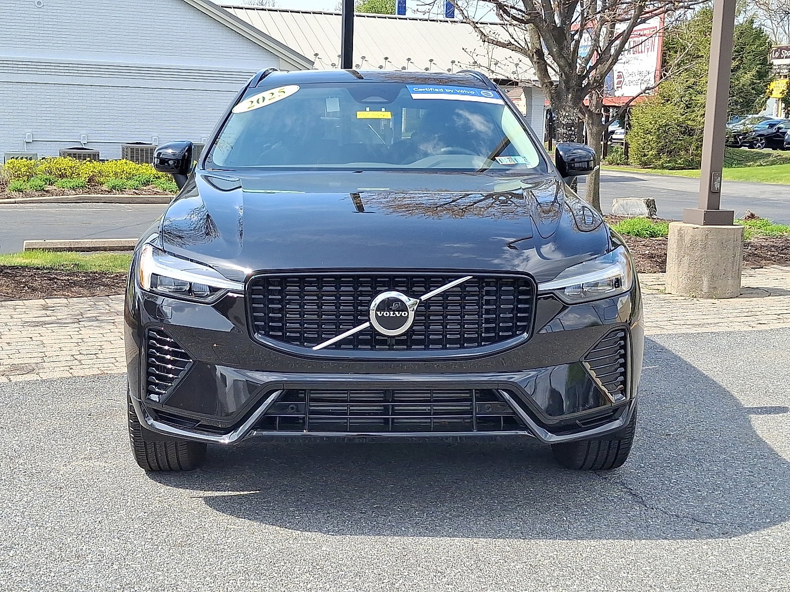 Used 2025 Volvo XC60 Core with VIN YV4H60RJ6S1148161 for sale in Allentown, PA