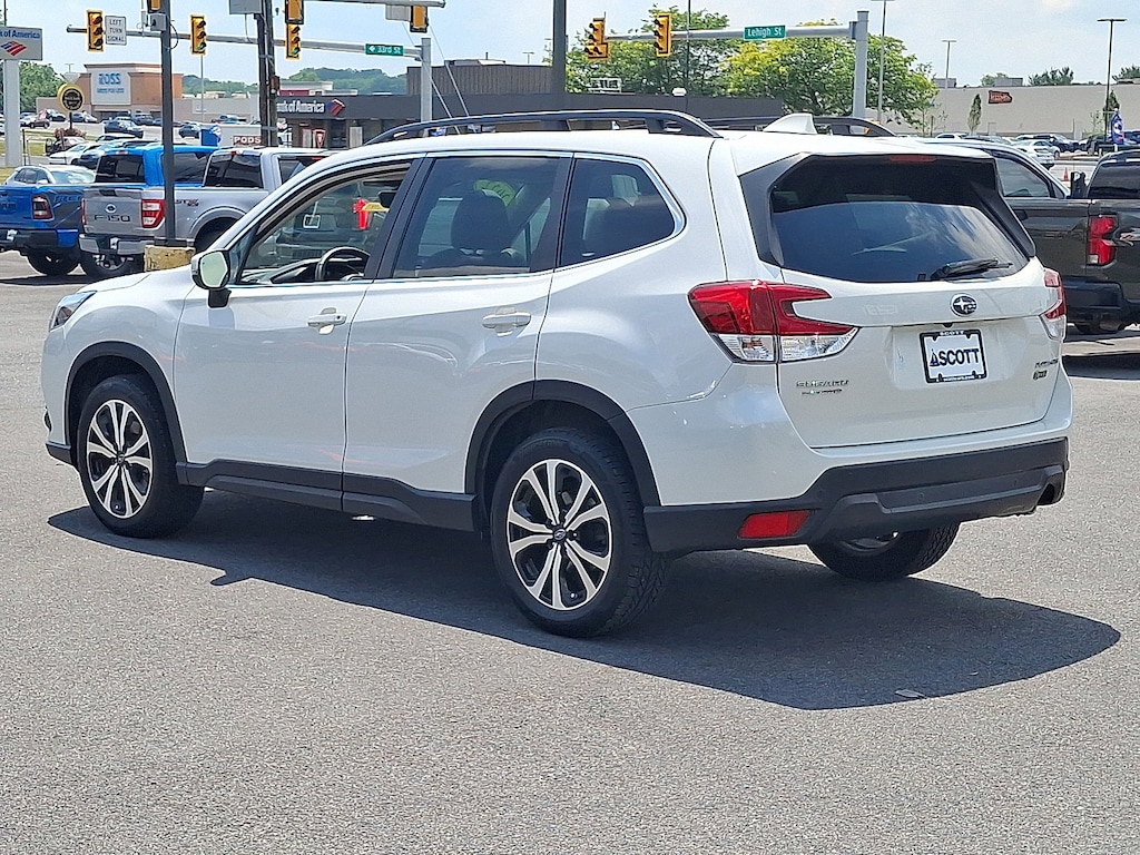 Used 2022 Subaru Forester Limited SUV