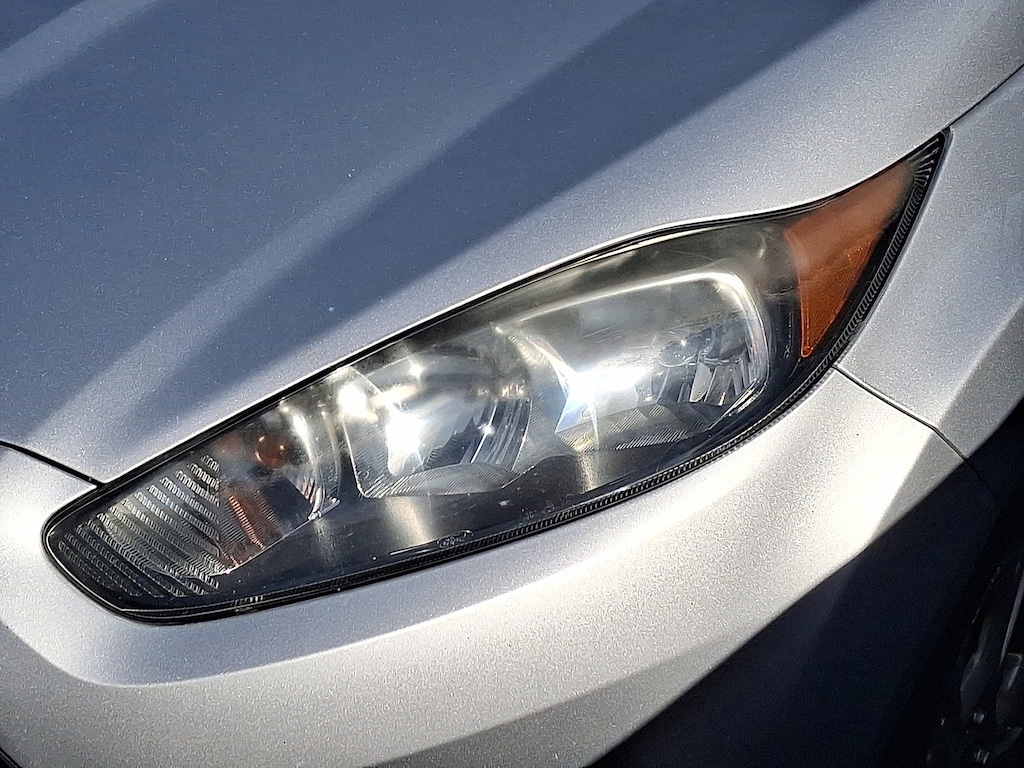 Used 2016 Ford Fiesta SE Sedan