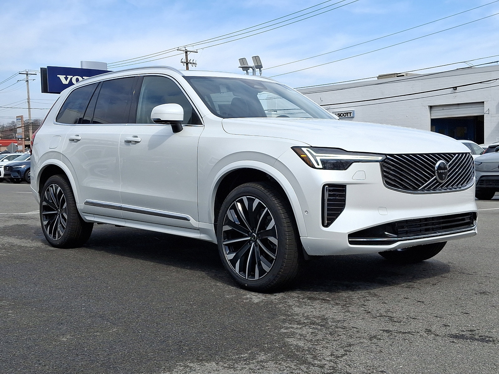 2025 Volvo XC90 plug-in hybrid T8 (2025.5) Ultra 7-Seater