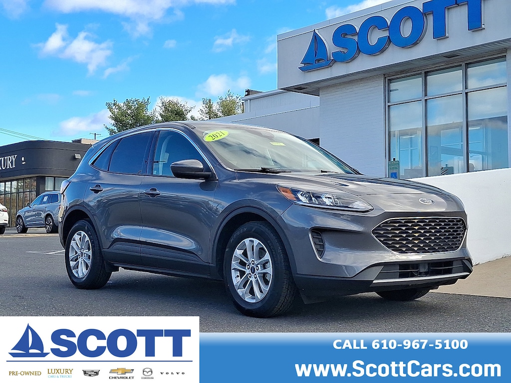 Used 2021 Ford Escape SE Hybrid SUV