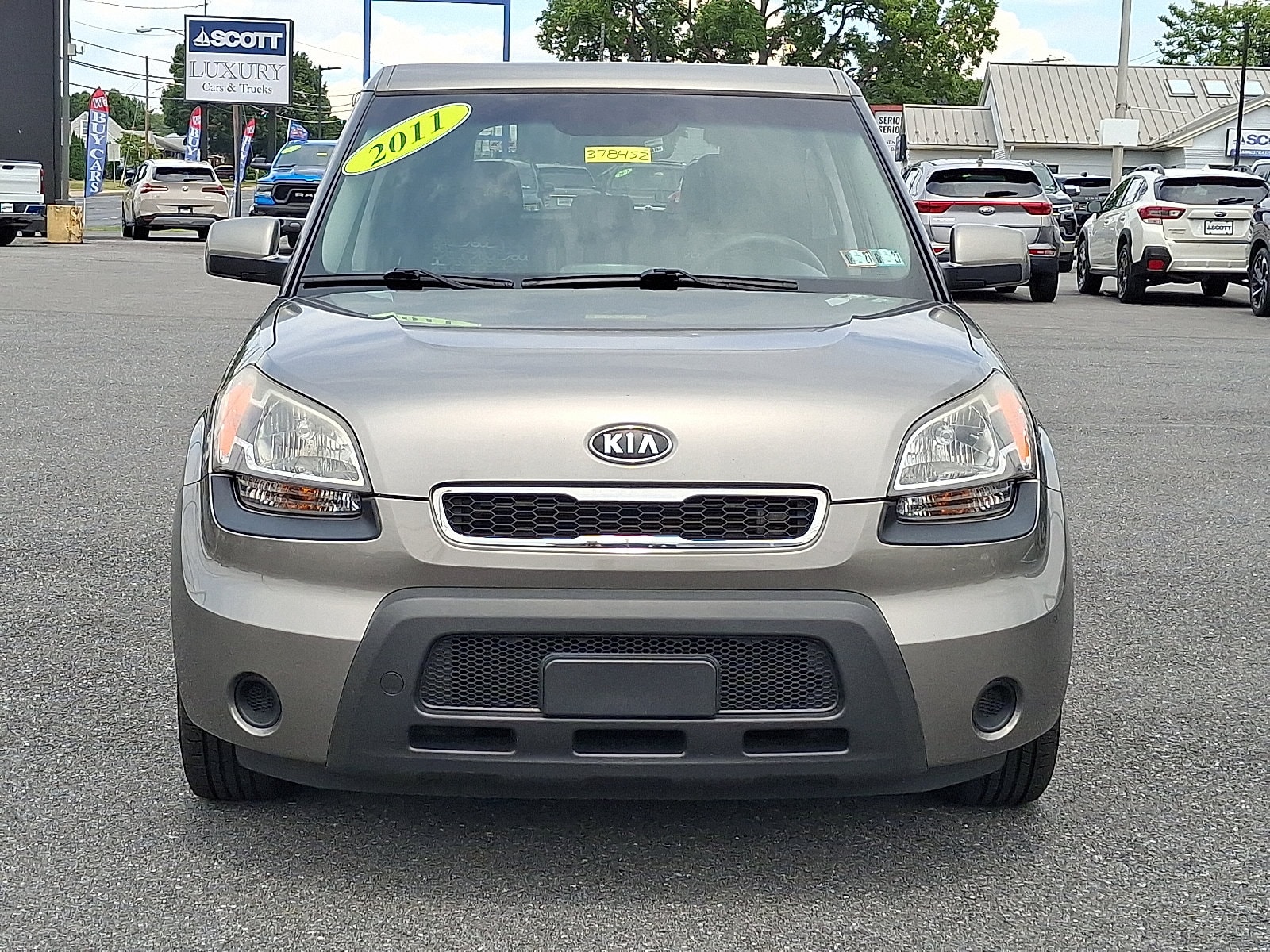 Used 2011 Kia Soul Base with VIN KNDJT2A24B7318799 for sale in Allentown, PA