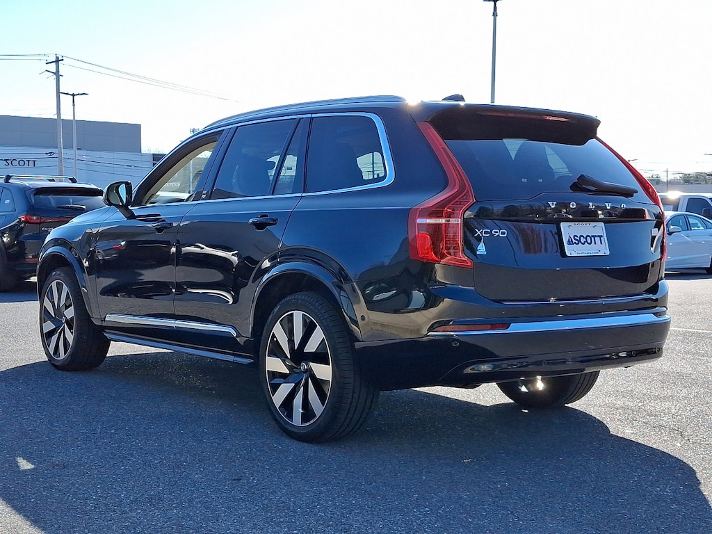 Certified 2023 Volvo XC90 Recharge Plug-In Hybrid Plus 6-Seater SUV