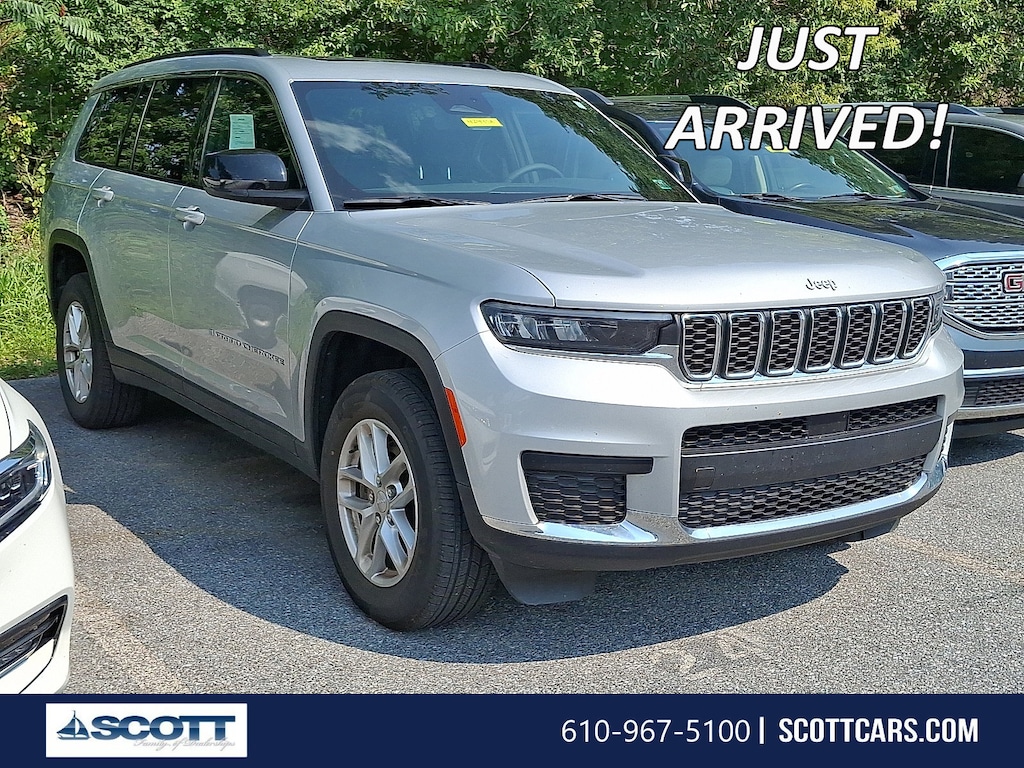 Used 2024 Jeep Grand Cherokee L Laredo SUV