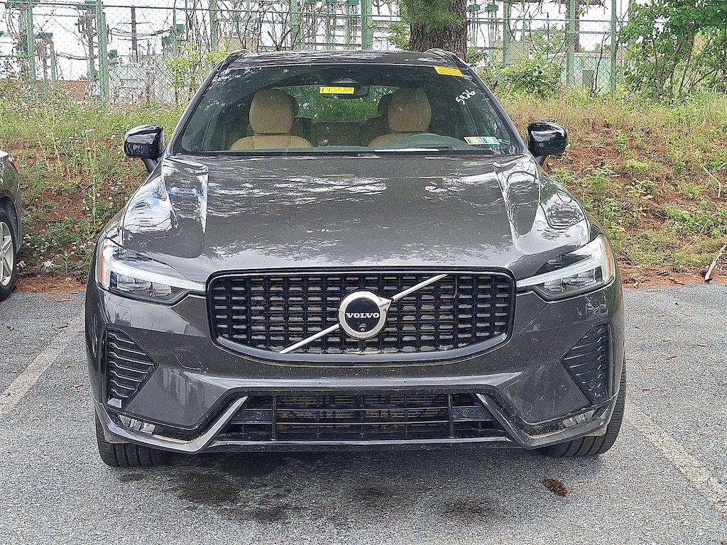 Certified 2024 Volvo XC60 B5 Ultimate Dark SUV