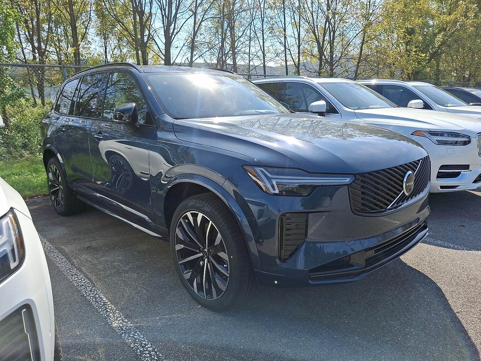 2027 Volvo XC90 plug-in hybrid