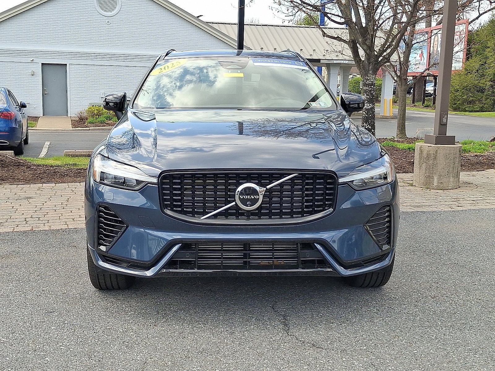 Used 2025 Volvo XC60 Plus with VIN YV4H60RC9S1138449 for sale in Allentown, PA