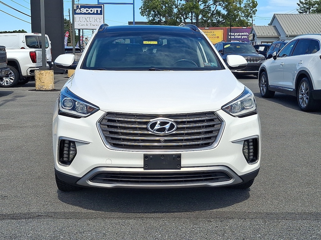 Used 2018 Hyundai Santa Fe SE Ultimate SUV