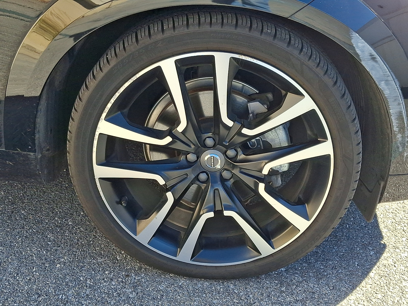 Certified 2024 Volvo XC60 plug-in hybrid T8 Ultimate Dark SUV