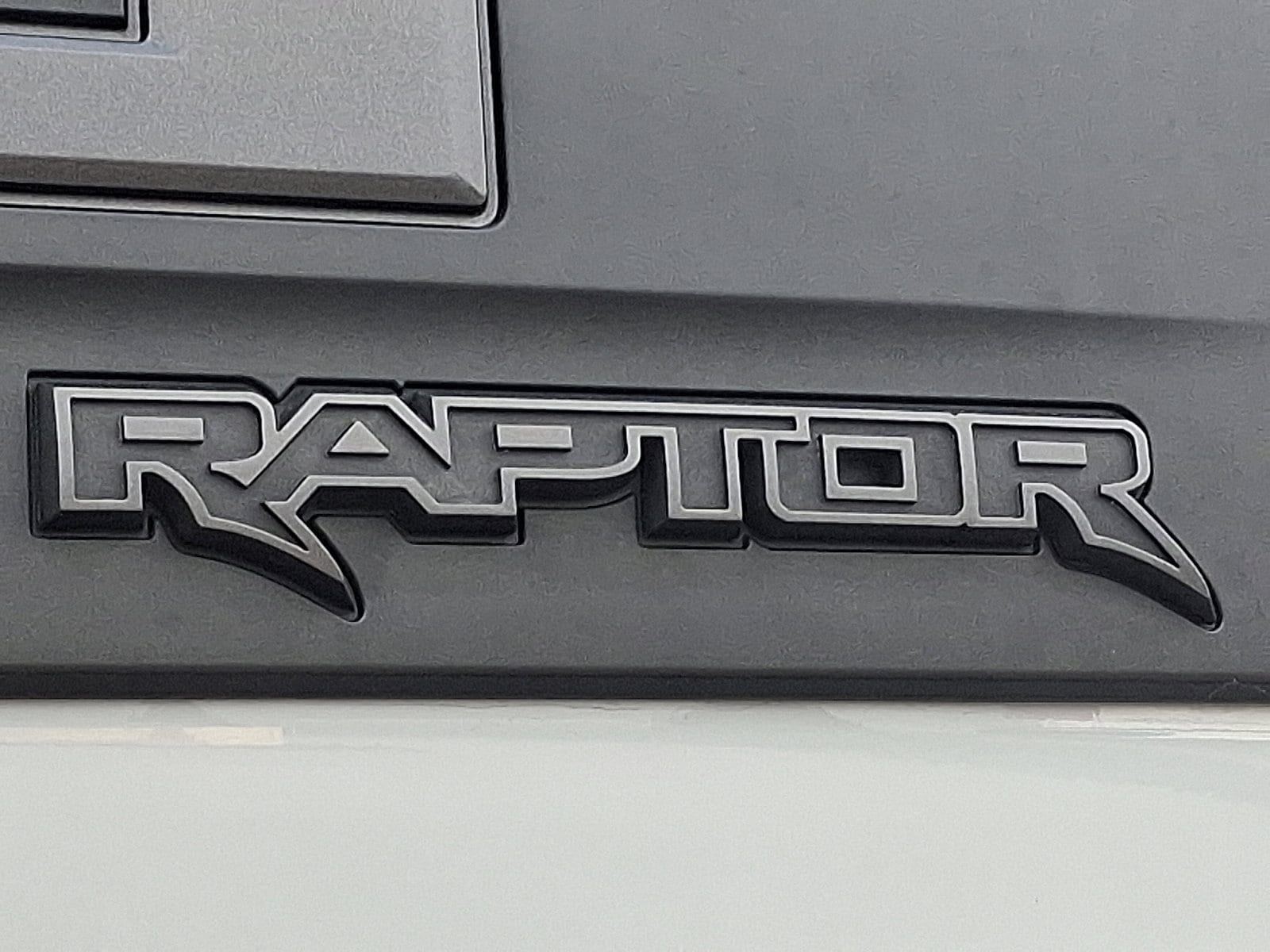 2023 Ford F-150 Raptor - Photo 30