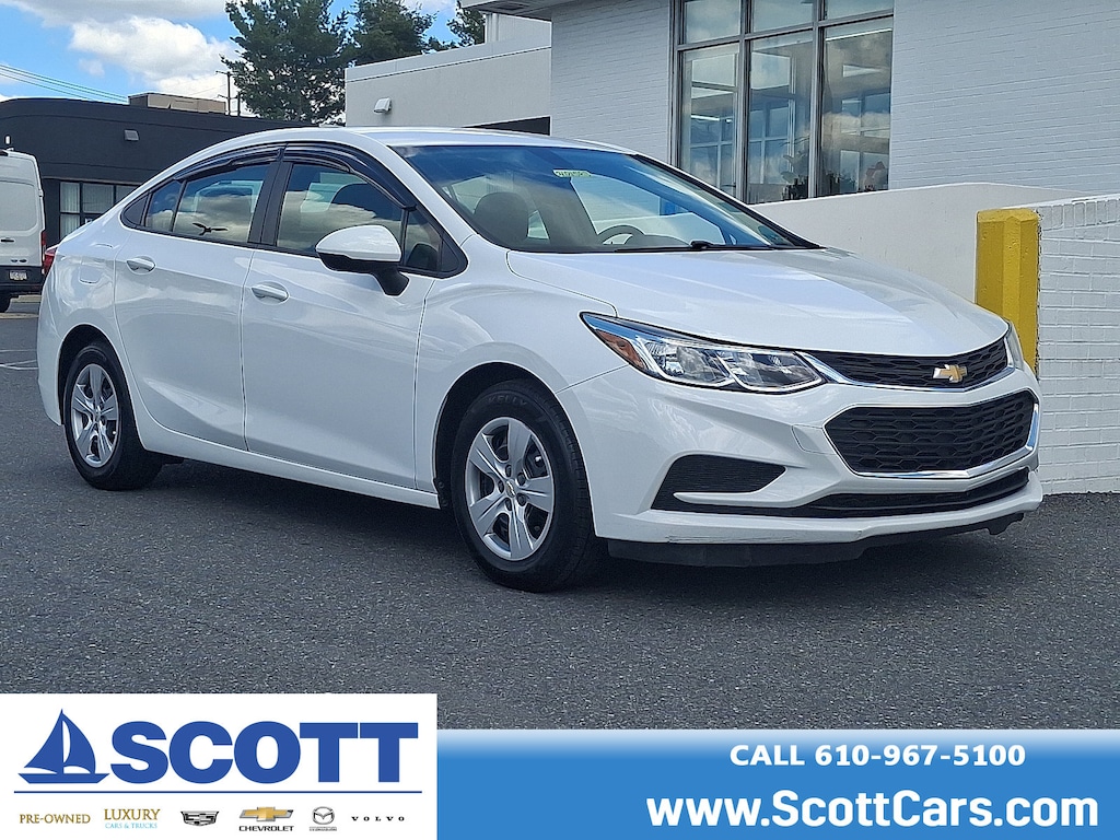 Used 2018 Chevrolet Cruze LS Auto Sedan