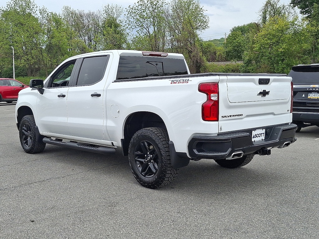 Used 2024 Chevrolet Silverado 1500 LT Trail Boss Truck Crew Cab