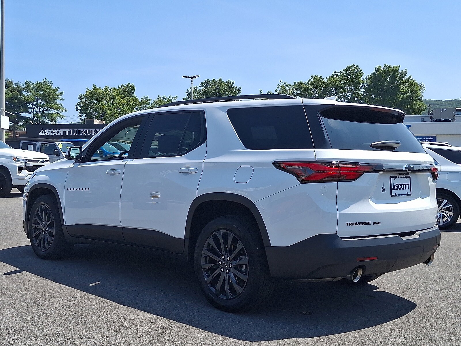 2023 Chevrolet Traverse RS photo 3