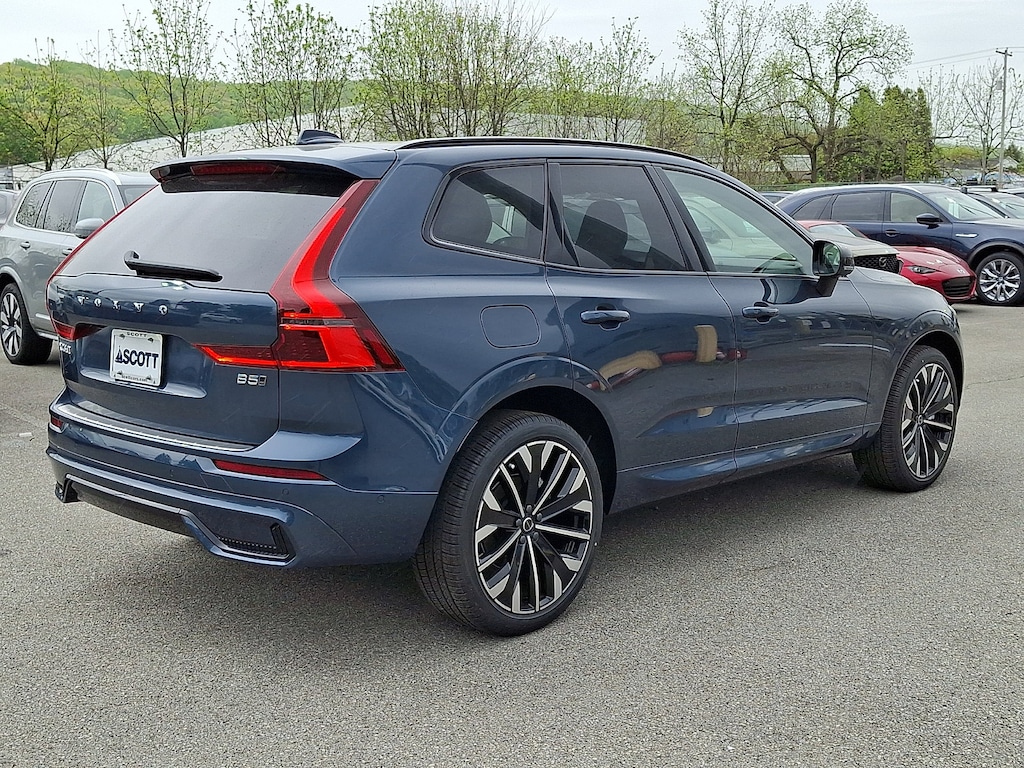 New 2026 Volvo XC60 B5 Ultra SUV