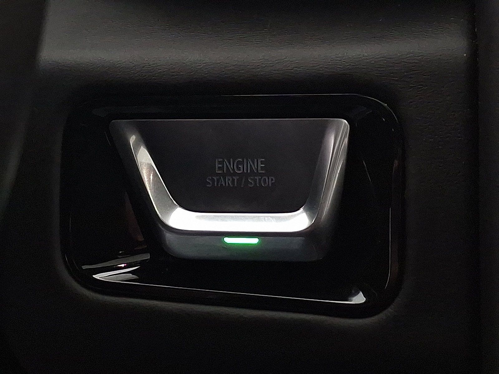 2025 GMC Yukon AT4 Ultimate - Photo 20