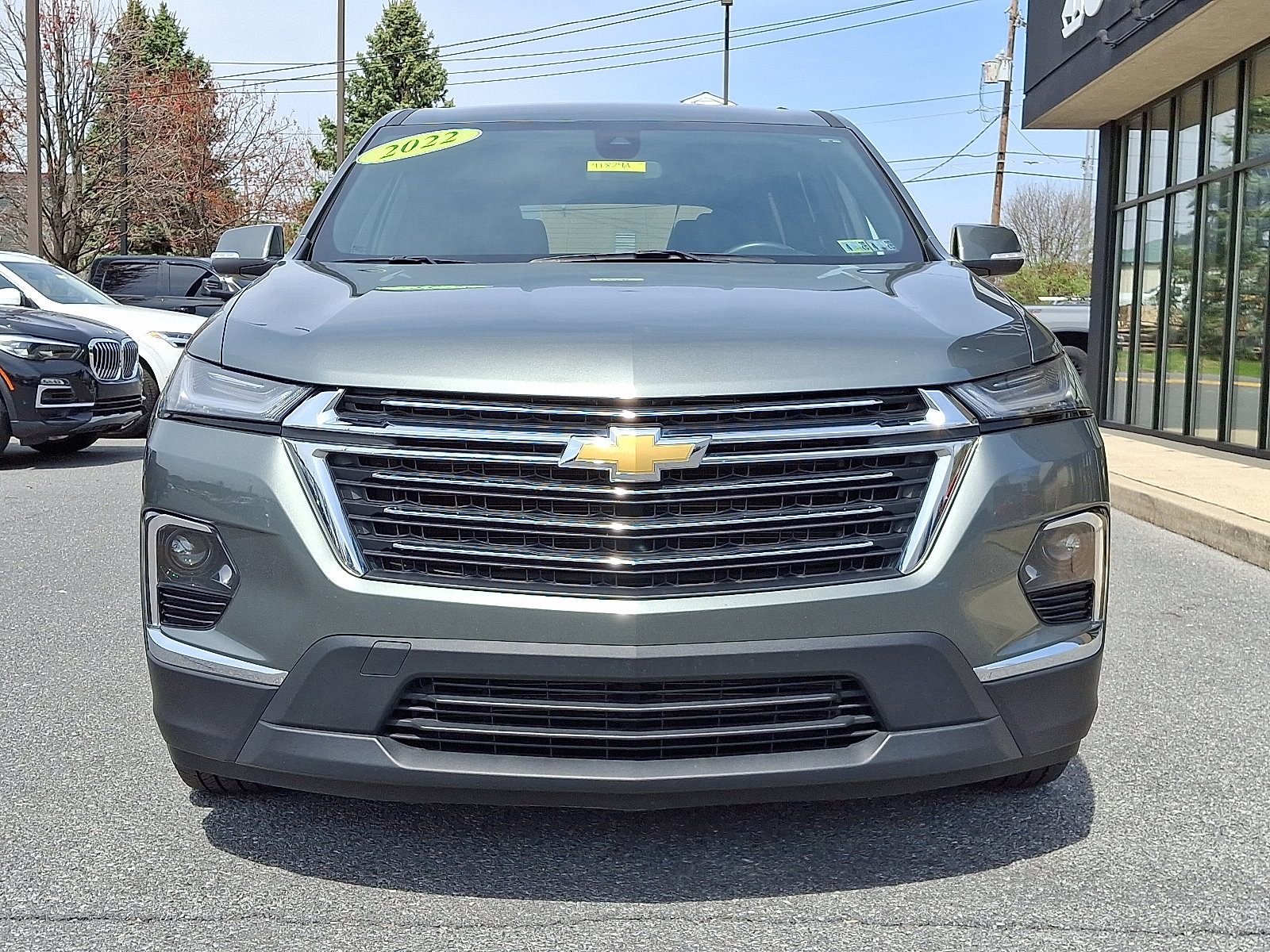 Used 2022 Chevrolet Traverse 1LT with VIN 1GNEVGKW7NJ145093 for sale in Allentown, PA