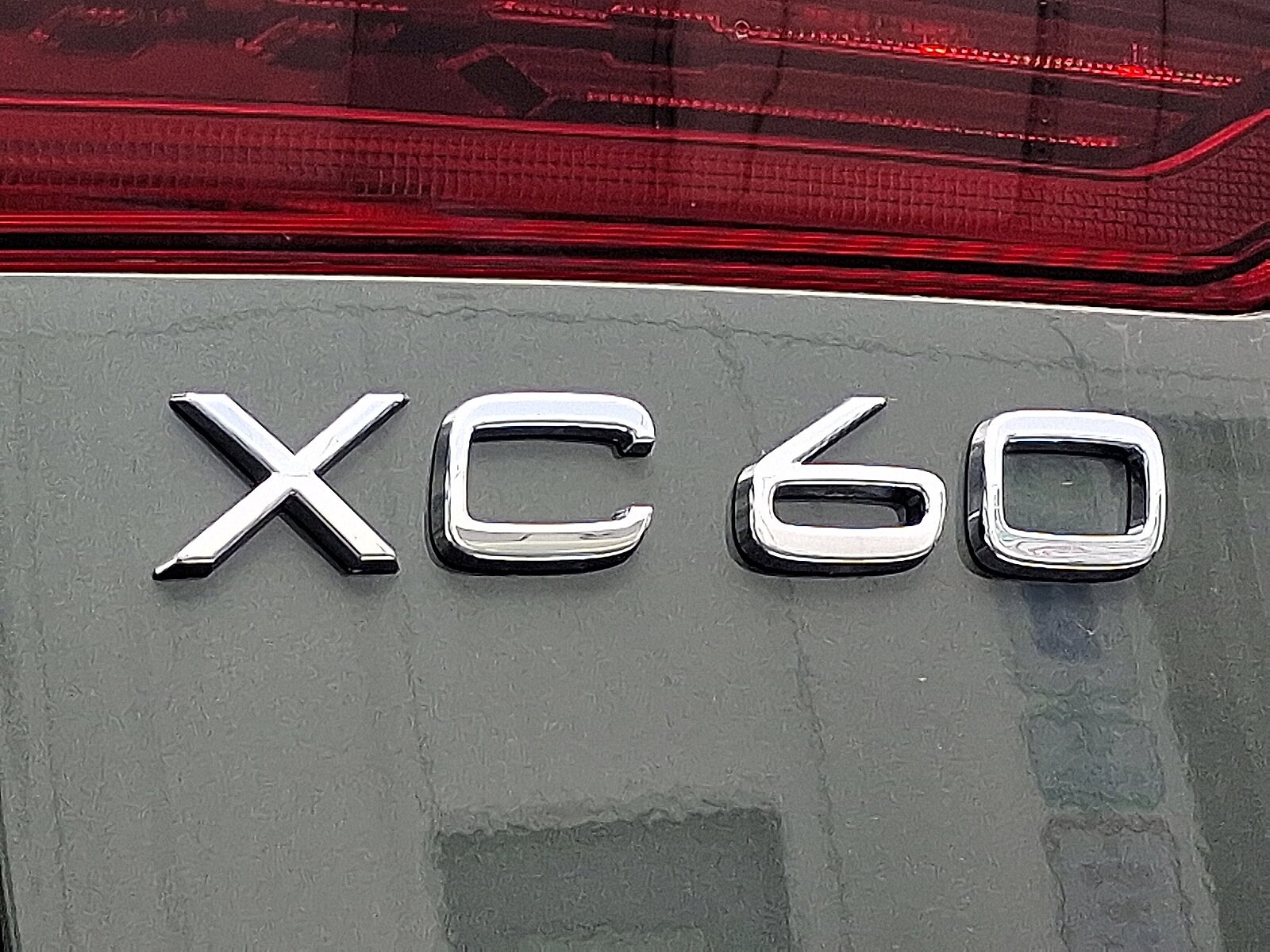 2026 Volvo XC60 Plus - Photo 6