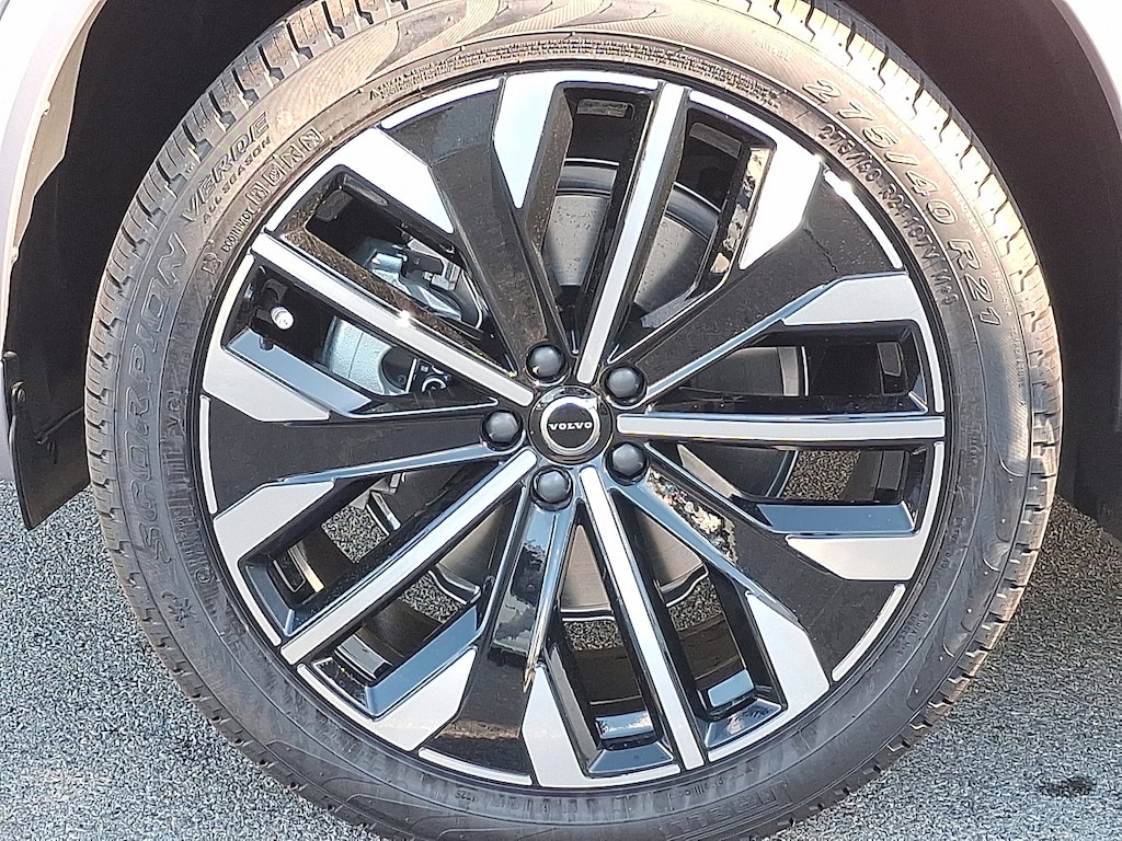 New 2026 Volvo XC90 B6 Ultra Dark Theme 7-Seater SUV