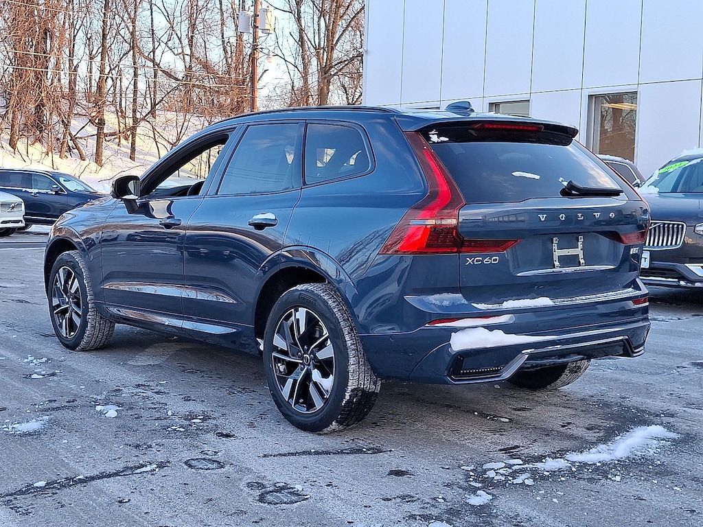 New 2026 Volvo XC60 B5 Plus SUV
