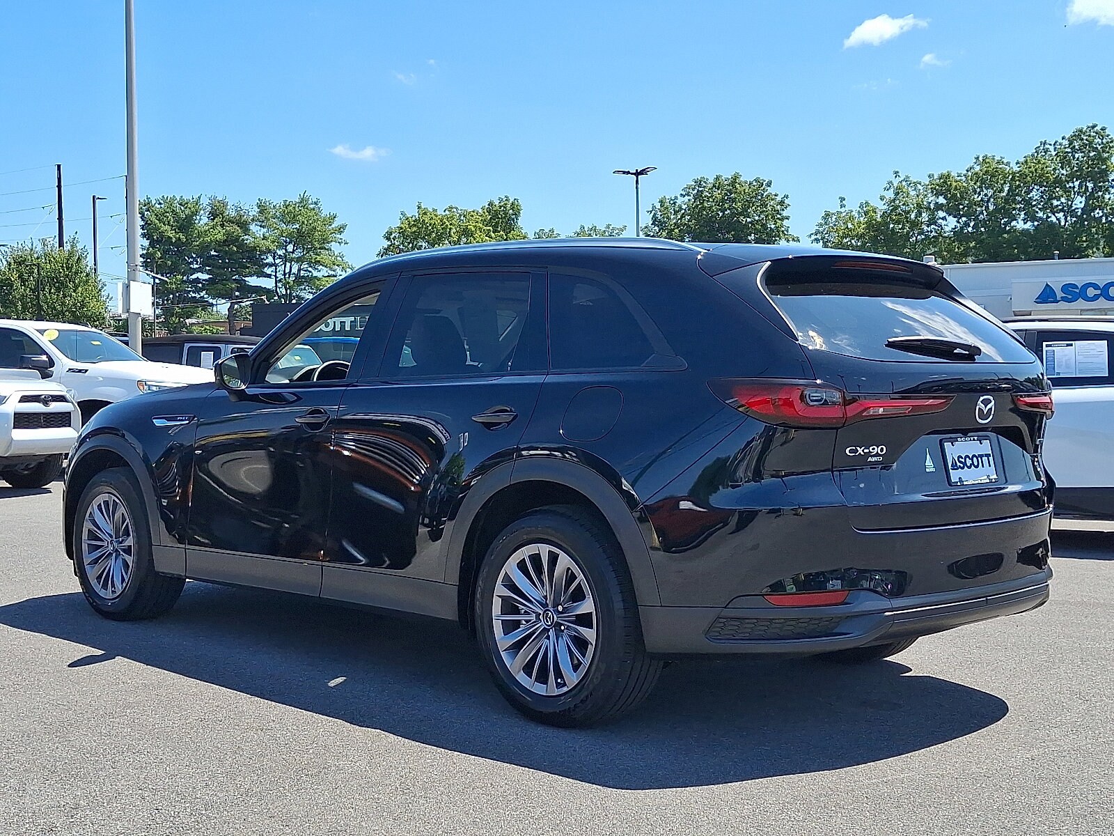 2025 Mazda CX-90 Plug-in Hybrid Preferred photo 2