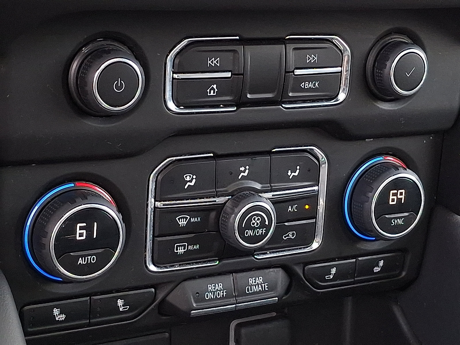 2023 Chevrolet Tahoe LT - Photo 22