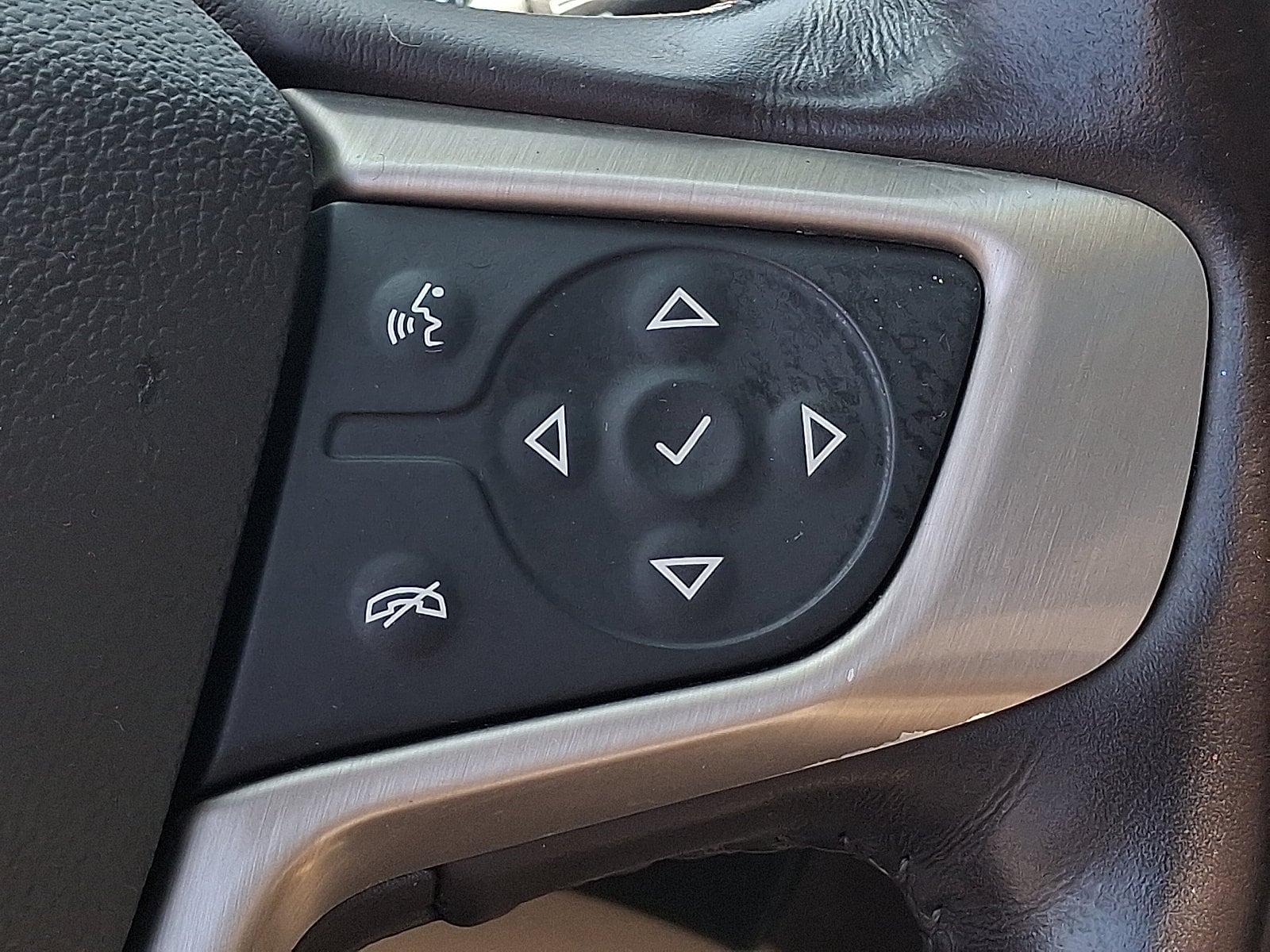 2018 GMC Acadia Denali - Photo 18