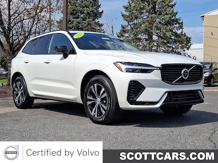 2025 Volvo XC60 plug-in hybrid T8 Core SUV