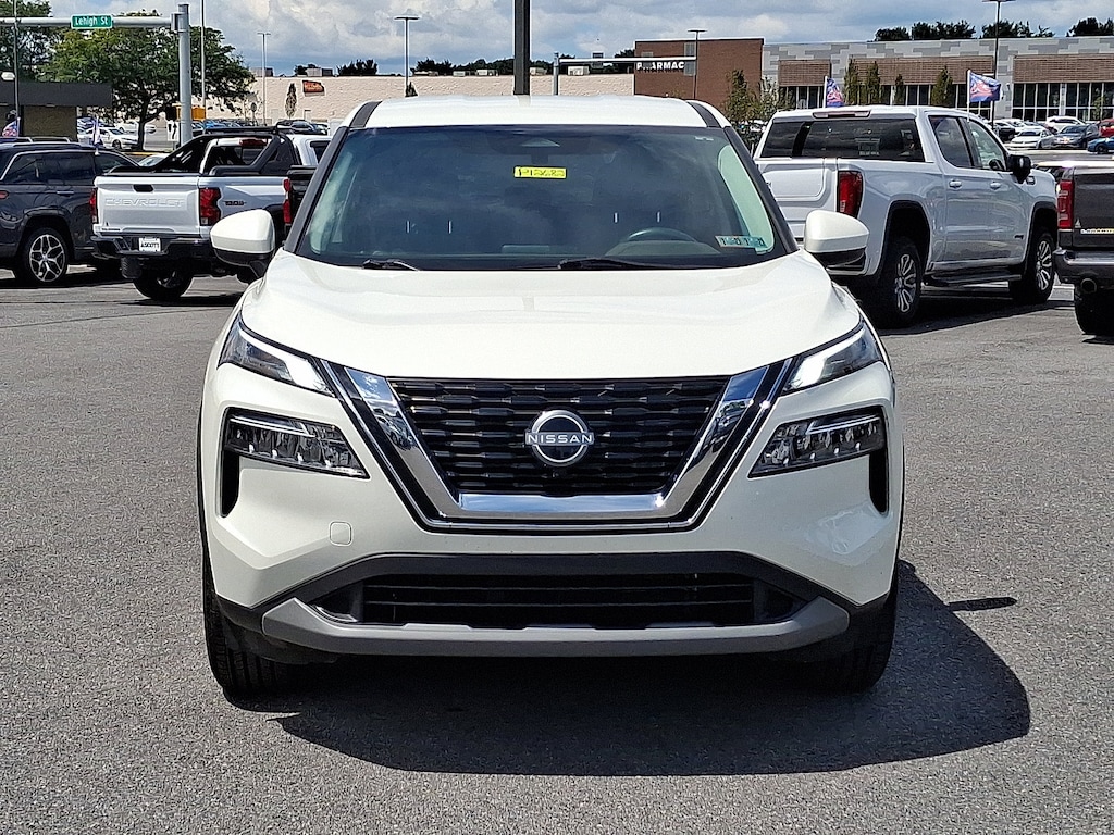 Used 2023 Nissan Rogue SV SUV