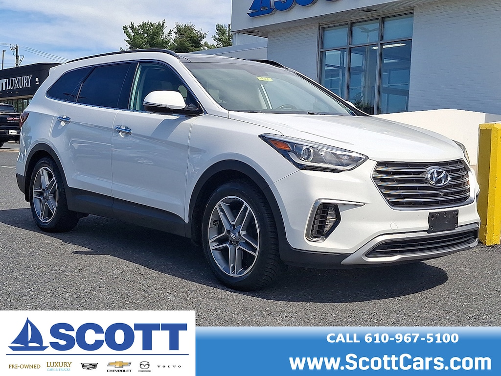 Used 2018 Hyundai Santa Fe SE Ultimate SUV